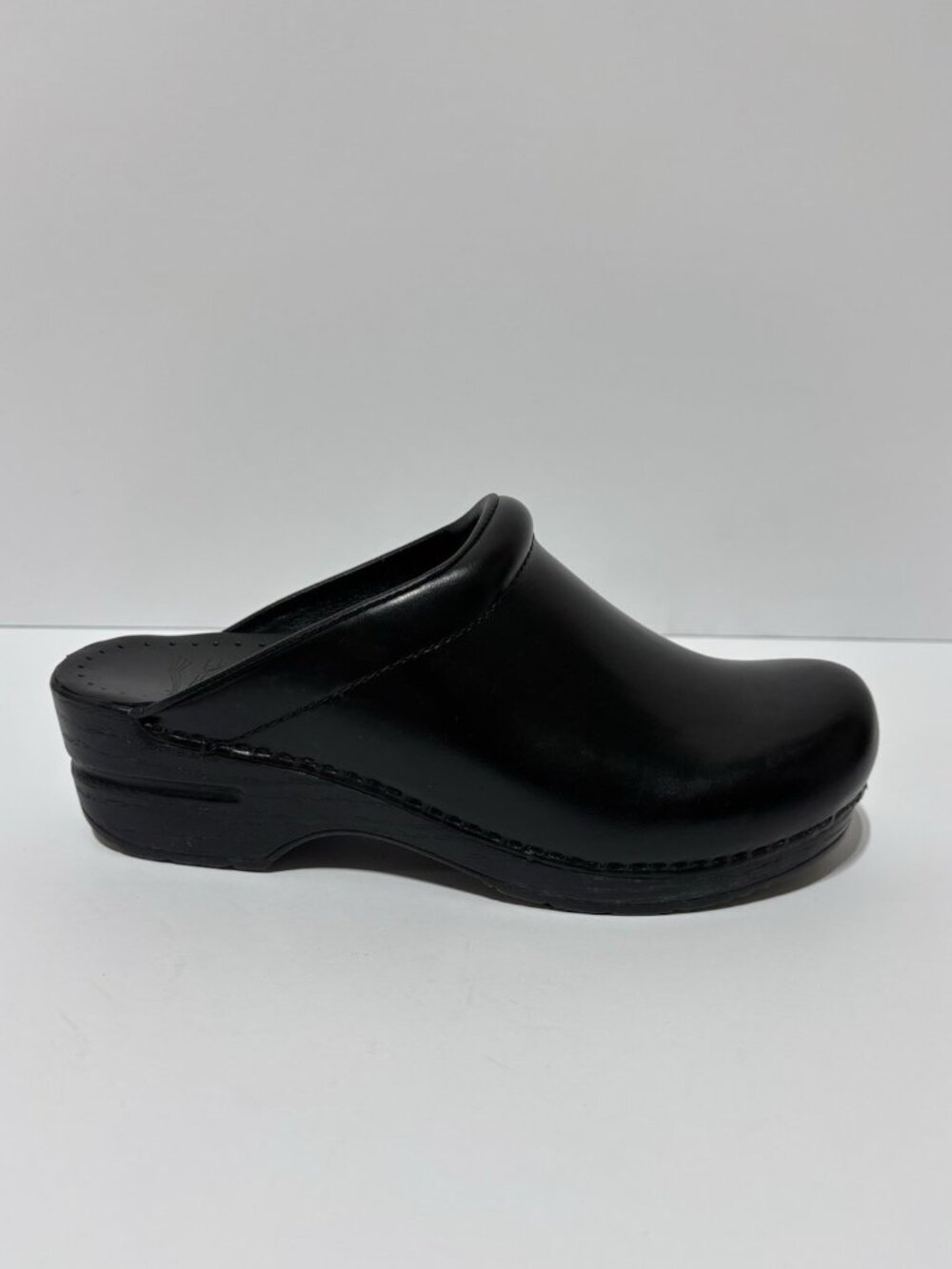 Dansko Women’s Sonja Black Cabrio Slip-On Clogs, Size EUR 39, US 8.5-9 M
